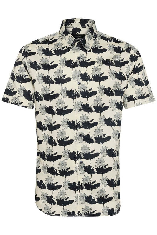 Short sleeve shirt